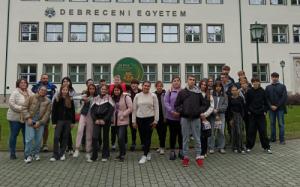 Csírázó élet a világűrben és a debreceni Biodrome-ban
