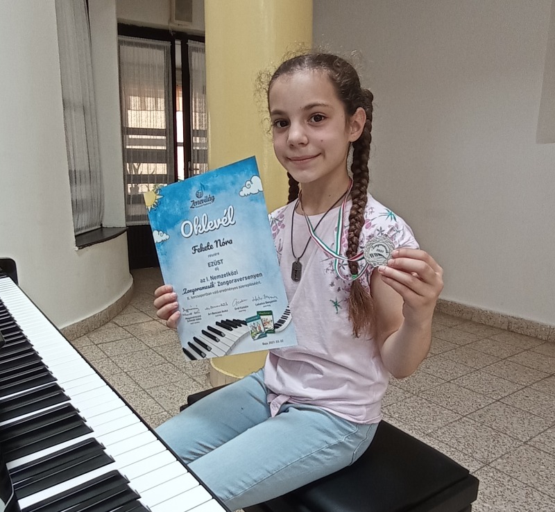 Zongoramesék - online nemzetközi verseny